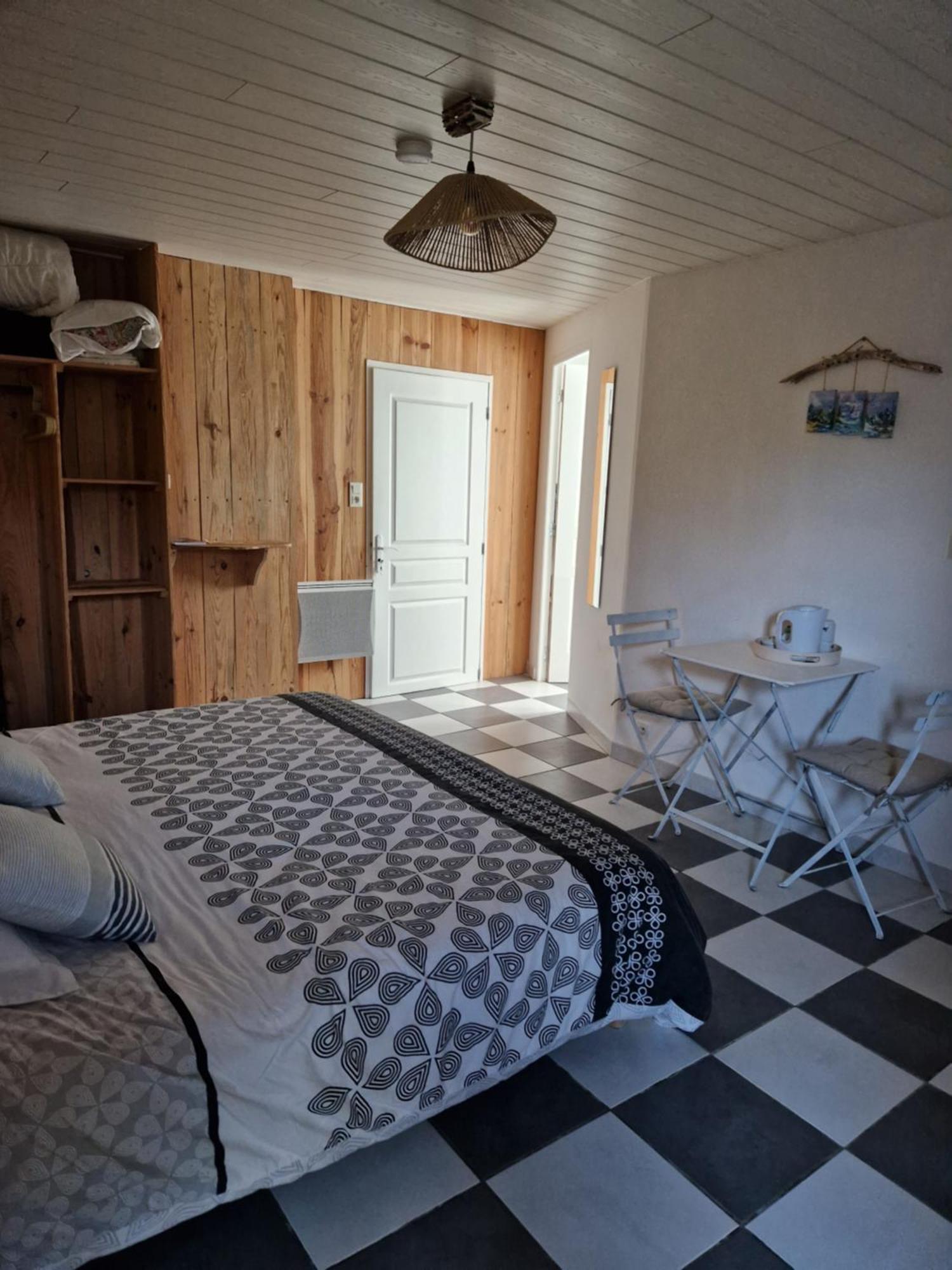 Chambres D'Hotes La Frise Corpe Екстериор снимка